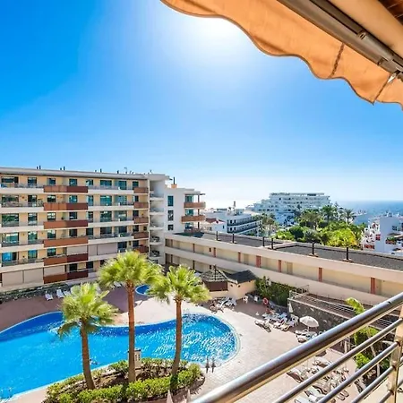 Bright And Welcoming Appartamento